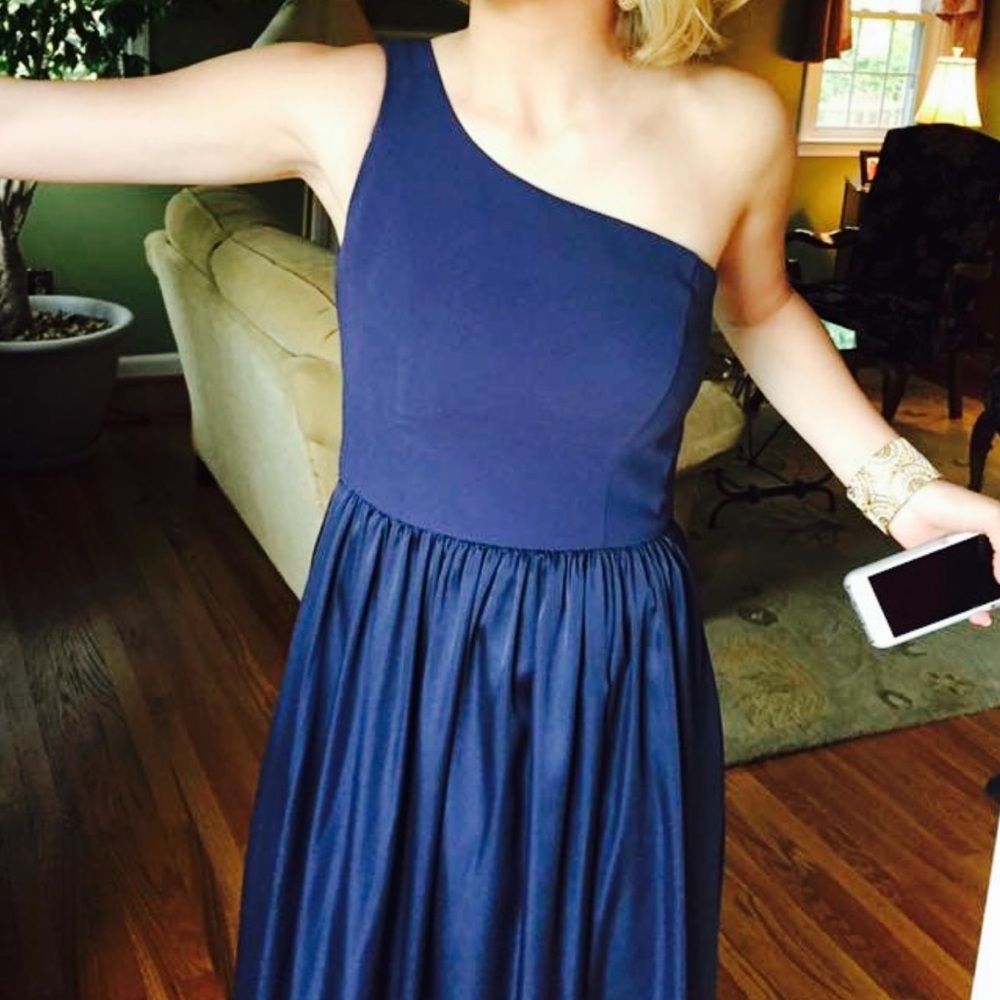 Vera Wang White Collection, size 2 PROM DRESS!